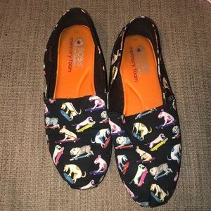 BOBS sketchers for dogs